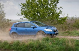 Suzuki S-Cross, 2015, side