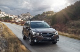 Subaru Outback, 2018, front
