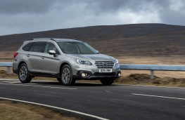 Subaru Outback, front, action