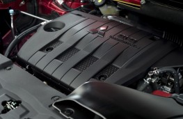 Mitsubishi Outlander, engine