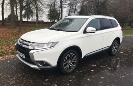 Mitsubishi Outlander, front