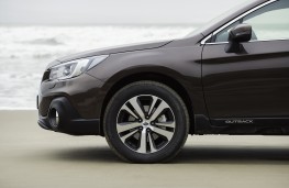 Subaru Outback, 2018, nose
