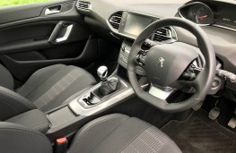 Peugeot 308 SW, interior