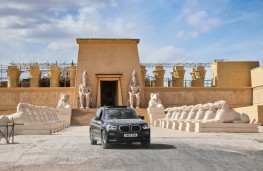 BMW X3, front