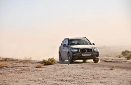 BMW X3, front