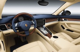 Porsche Panamera interior front
