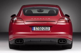 Porsche Panamera GTS, rear