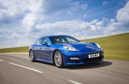 Porsche Panamera Diesel, front