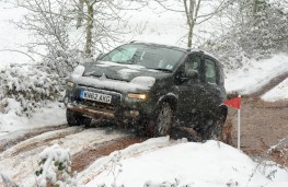 Fiat Panda 4x4, snow, front