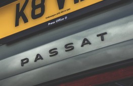 Volkswagen Passat, 2025, badge