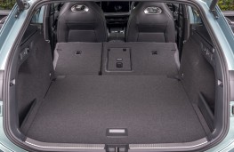 Volkswagen Passat, 2025, boot, maximum