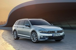 Volkswagen Passat Estate R-Line, 2018