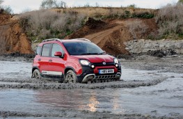 Fiat Panda Cross, wading