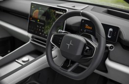 Polestar 4, 2026, dashboard