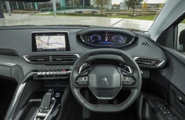Peugeot 3008 GT Line, controls