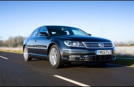 Volkswagen Phaeton, front