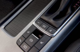 Kia Optima PHEV, controls