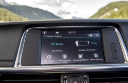 Kia Optima PHEV, display screen