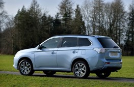 Mitsubishi Outlander PHEV side static
