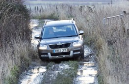 Skoda Yeti Outdoor mud front