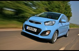 Kia Picanto 1, front