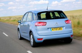 Citroen C4 Picasso HDi 90, rear, action