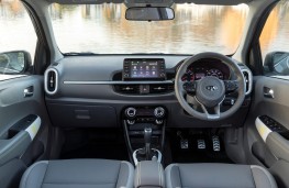 Kia Picanto X-Line, interior