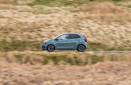 Kia Picanto, 2025, side, action