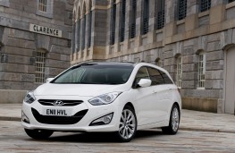 Hyundai i40 Tourer, front