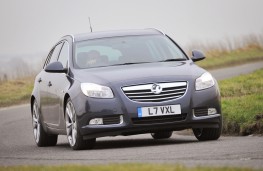 Vauxhall Insignia Sports Tourer, drive