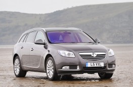 Vauxhall Insignia Sports Tourer, front