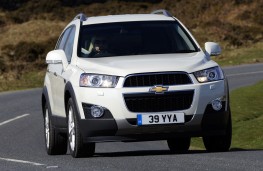 Chevrolet Captiva, front