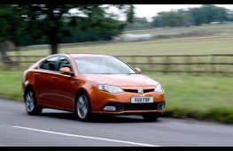 MG6 GT, driving