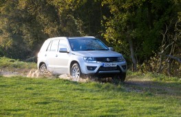 Suzuki Grand Vitara, off road