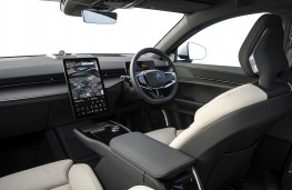 Polestar 3 Long Range, 2025, interior