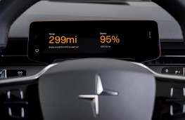 Polestar 3 Long Range, 2025, instrument panel