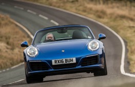 Porsche 911 Targa, full front action