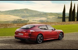 Porsche Panamera Gran Tourismo rear