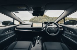Toyota Prius, 2025, interior