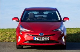 Toyota Prius, front