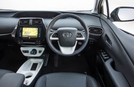 Toyota Prius, interior