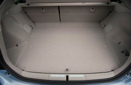 Toyota Prius Plug-in, boot