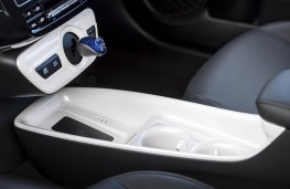 Toyota Prius, 2016, console