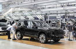 Audi Q9, 2026, production in Bratislava