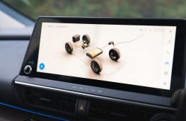 Toyota Prius, 2025, display screen