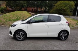 Peugeot 108 Allure VTi, side