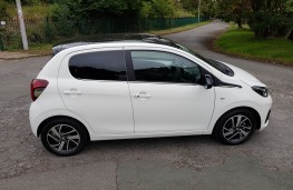 Peugeot 108 Allure VTi, static