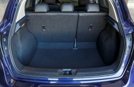 Nissan Pulsar, boot