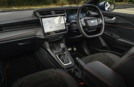 Ford Puma 1.0 EcoBoost MHEV ST auto, 2025, interior
