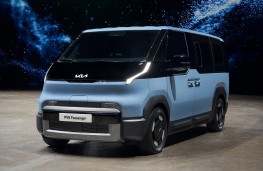 Kia PV5 Passenger, 2025, front